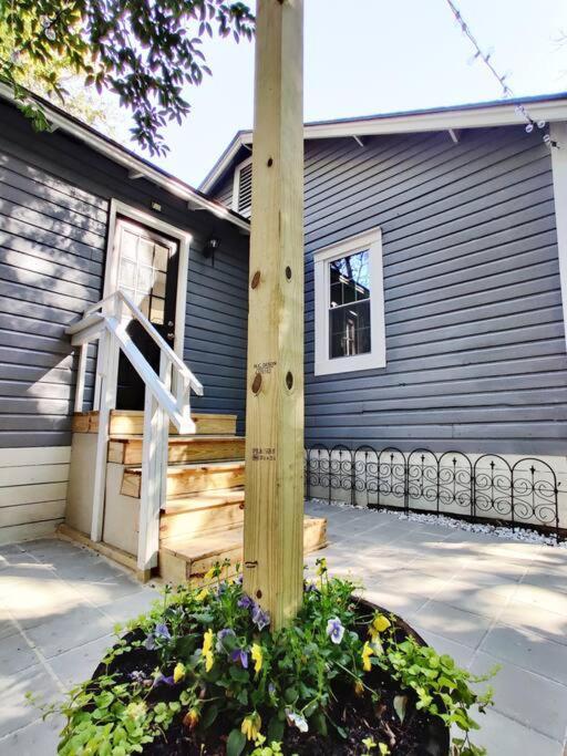 Honeycomb Gem, Beautifully Designed & Near Downtown Thomasville Esterno foto